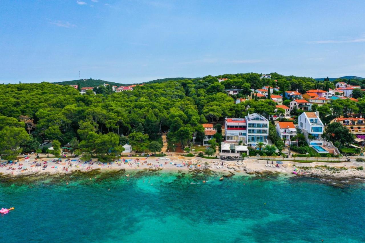 רוביני Al Mare Apartments מראה חיצוני תמונה