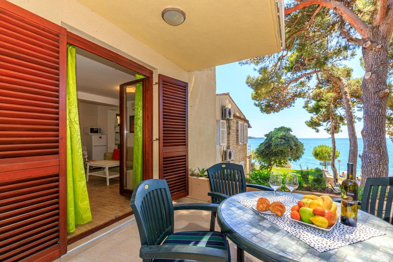 רוביני Al Mare Apartments מראה חיצוני תמונה
