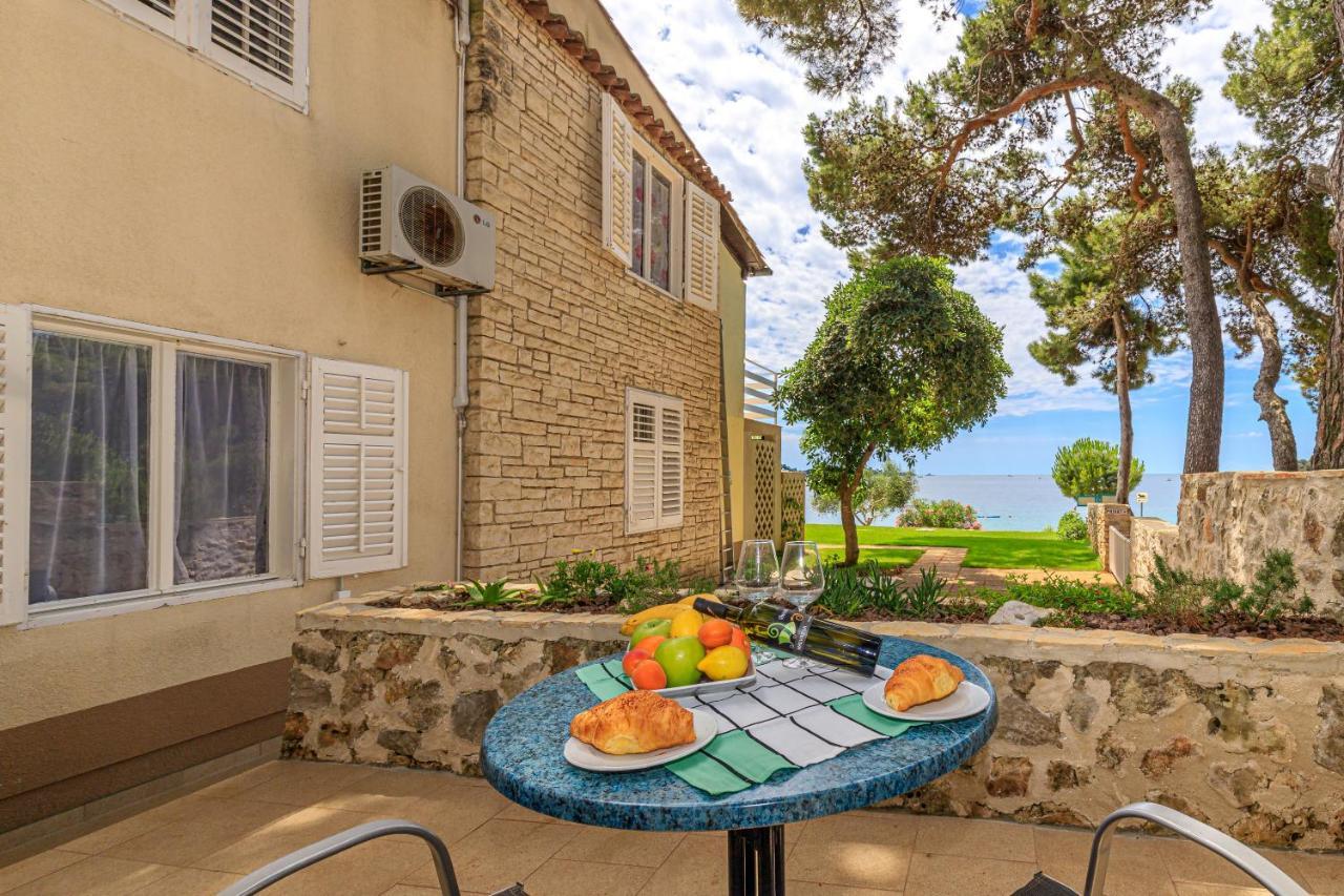 רוביני Al Mare Apartments מראה חיצוני תמונה