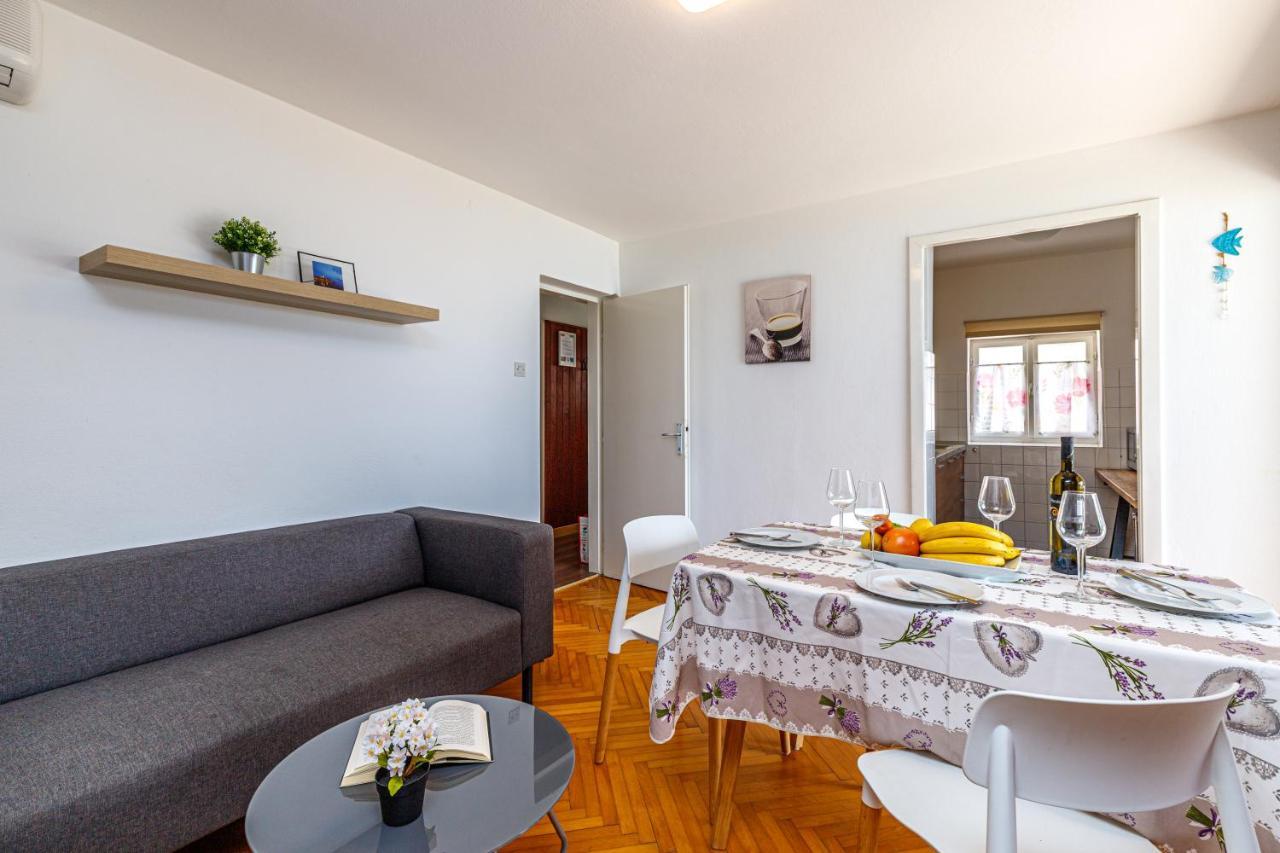 רוביני Al Mare Apartments מראה חיצוני תמונה