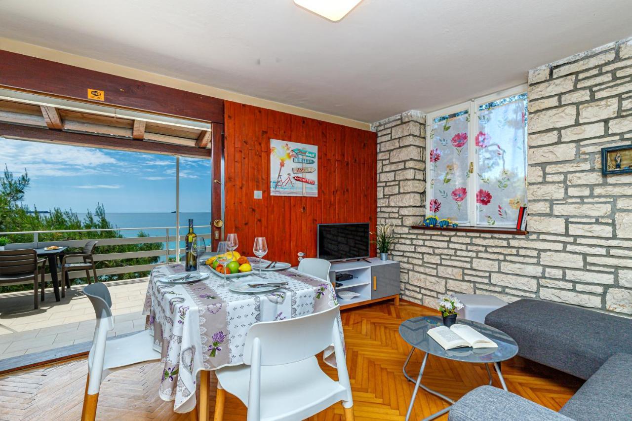 רוביני Al Mare Apartments מראה חיצוני תמונה